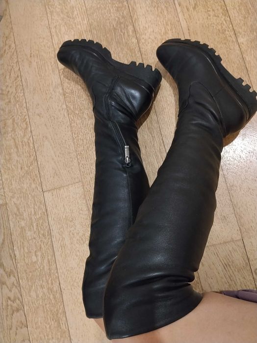 Продам ботфорти шкіряні