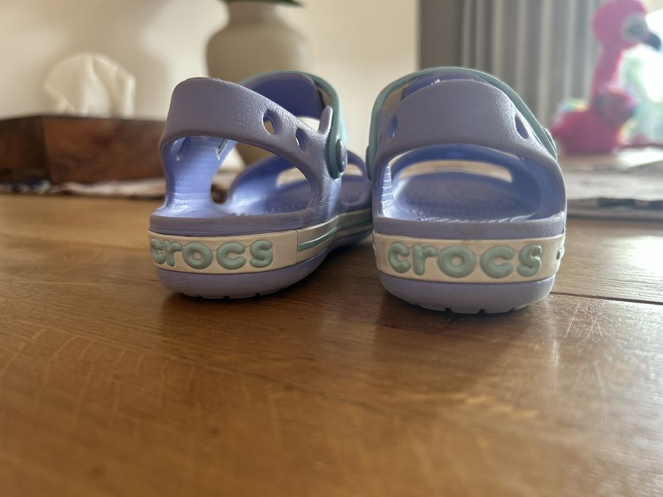 Crocs C8 niebieskie sandały