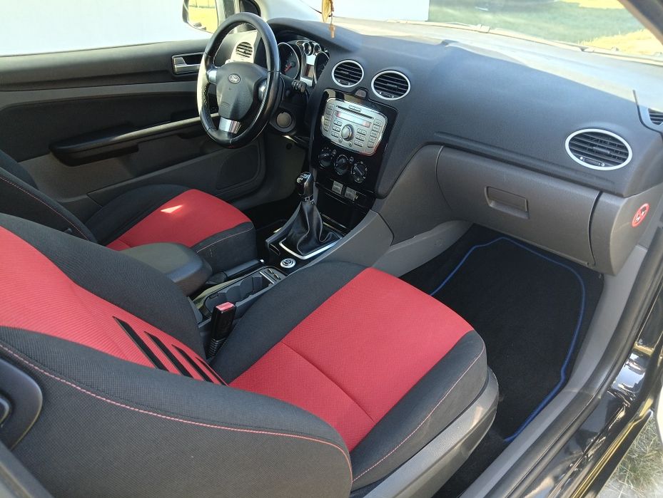 Ford Focus MK2 polift