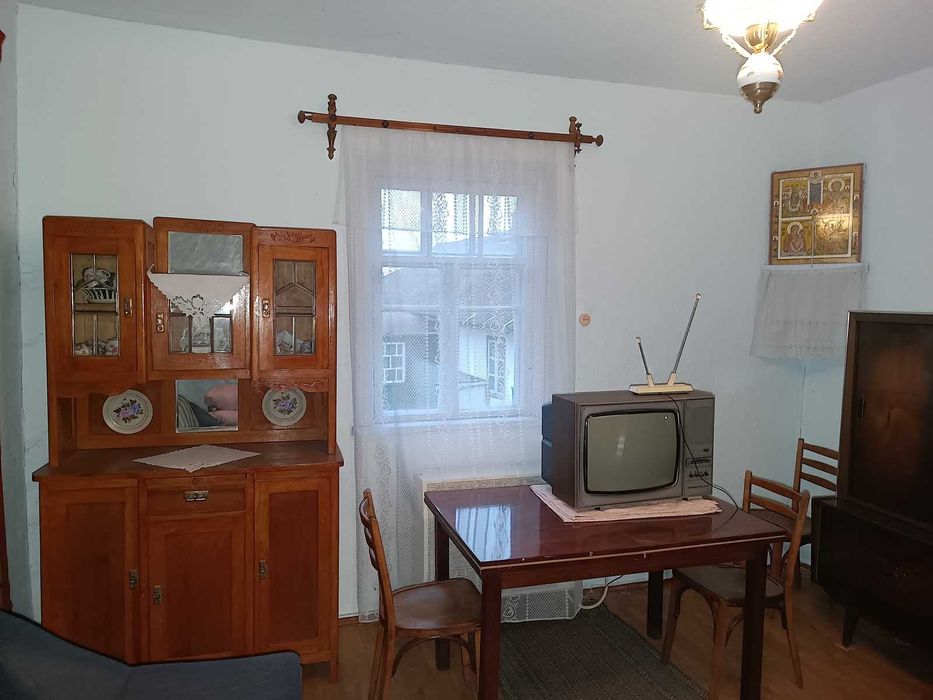 Продаж чистої та охайної частини будинку