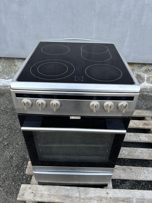 Електроплита Amica склокераміка