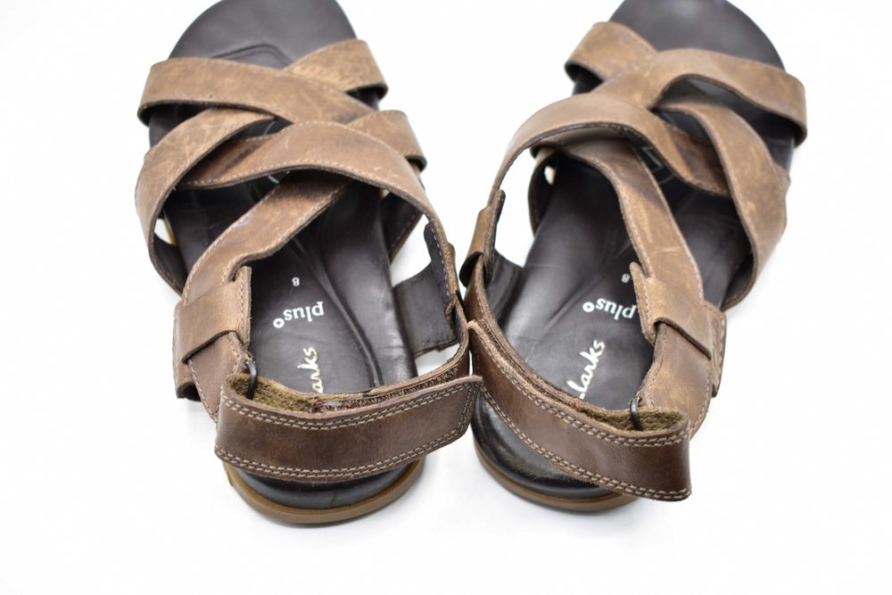 Skórzane sandały Clarks ( 42 )