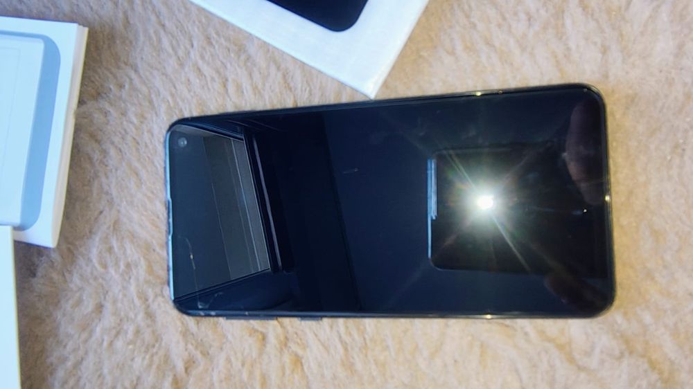 Samsung Galaxy S10E mało używany/ 128GB