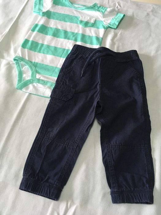 Calça OshKosh e tshirt Carters 12 meses