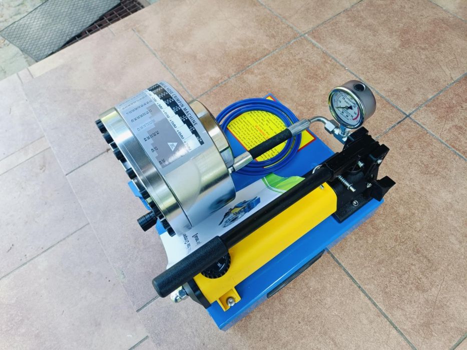 Zakuwarka węży przewodów hydraulicznych z Niemiec zaciskarka prasa mob