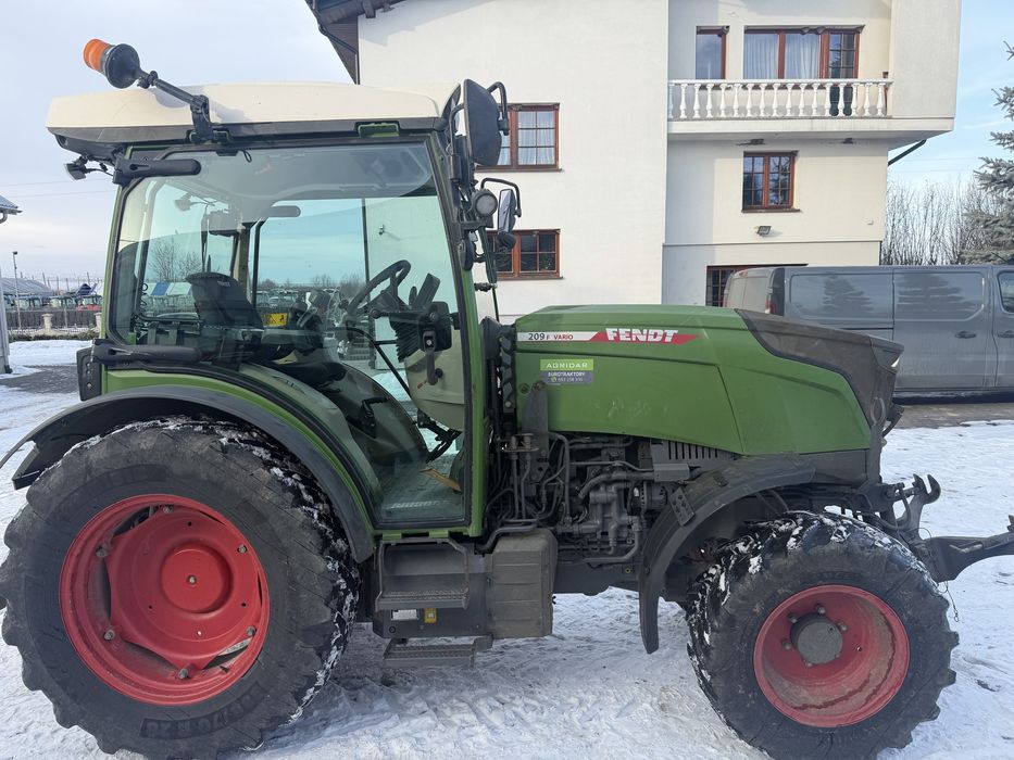 Fendt 209F GEN 3 sadowniczy TUZ setting 2 sadownik