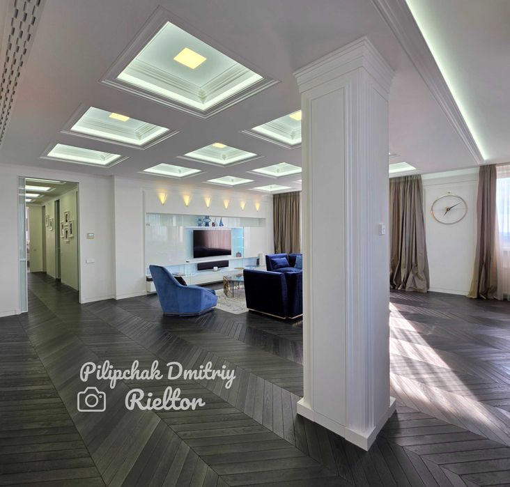 ЖК на Жуковского 3-Г. 265 м². Парк Резиденс Маяк Loft Project IQ House