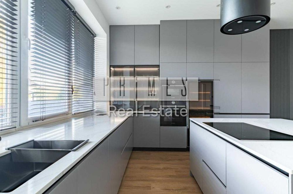 Продаж будинку Лісники з гостьовим будинком Обухівський р-н з ремонтом