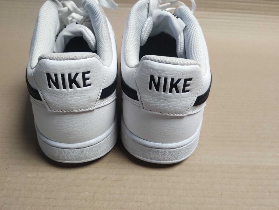 buty sportowe Nike Court 44,5