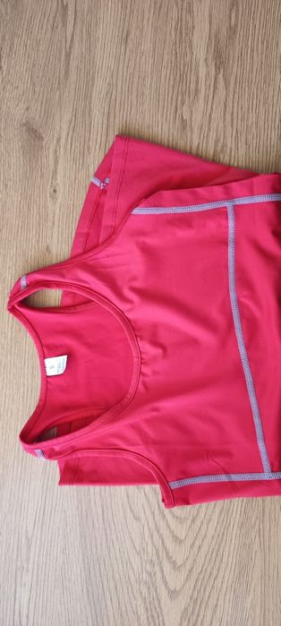 Спортивна майка жіноча