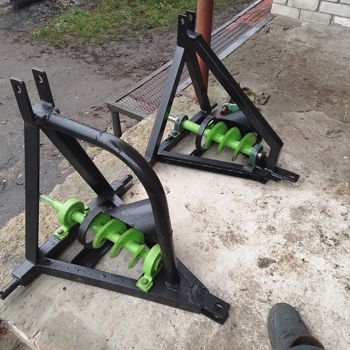 Шнековий подрібнювачгілок, гілкоруб, веткоізмельчітель.