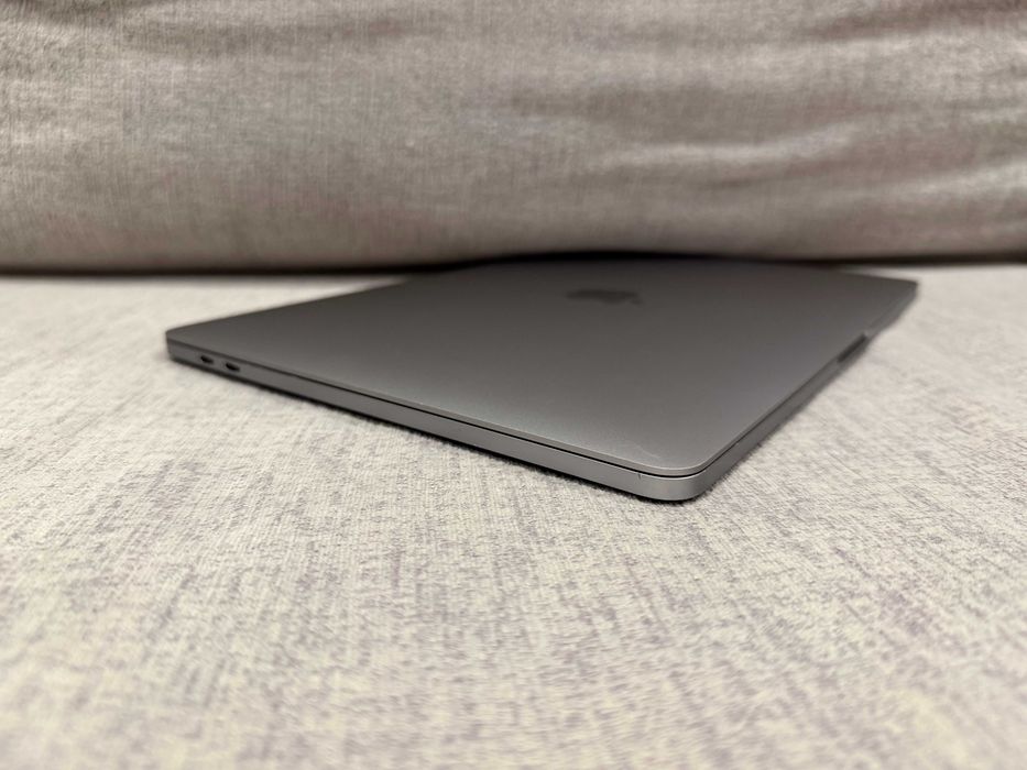MacBook Pro 13" 2019 (Space Gray, 8/512 ГБ, A1989) USA