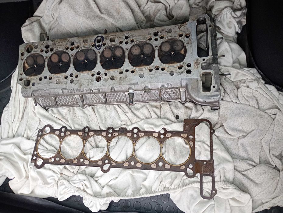 Głowica cylindrów M52B25 M52B28 1x Vanos BMW E36 E39 E38 Z3