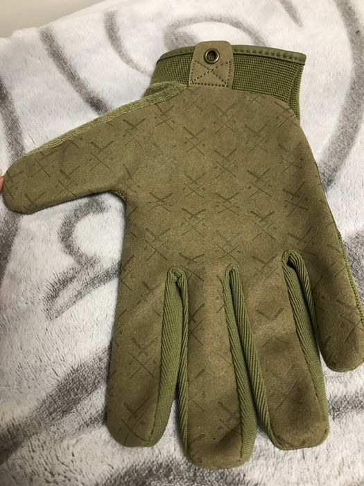 Перчатки тактические