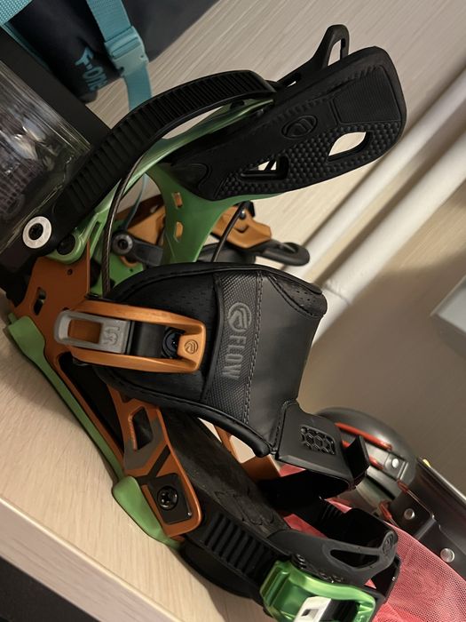 кріплення до  сноуборду Flow NX2, розмір M, rear-entry, стан як нові