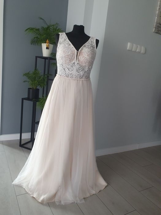 Suknia ślubna.Kaledonia.