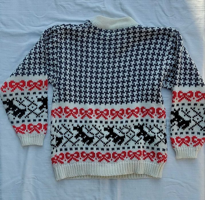 Koreański gruby sweter we wzory pepitkę psy teriery czerwone kokardki