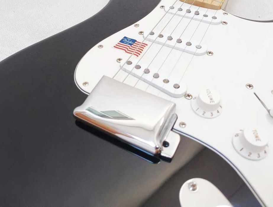 Fender Stratocaster American Vintage AVRI 70'S Nova