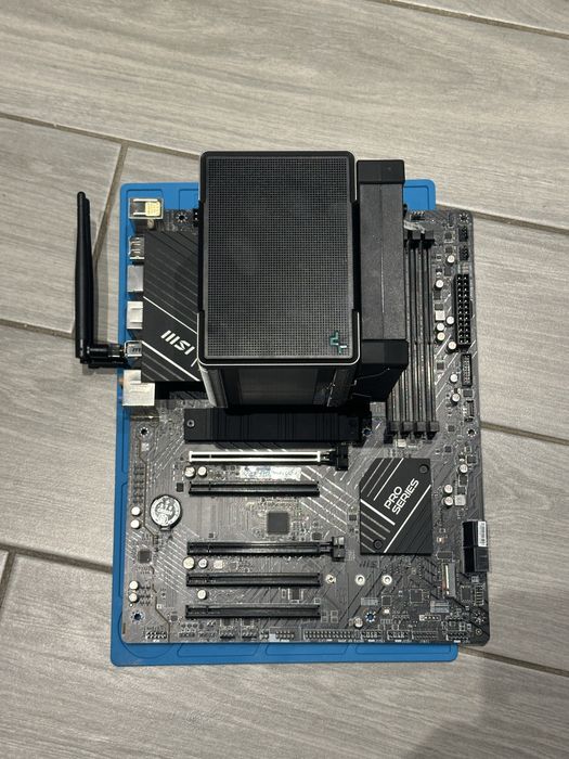 Zestaw PC: Intel i5-13500 + MSI B760-P WiFi DDR4 + Deepcool AK500