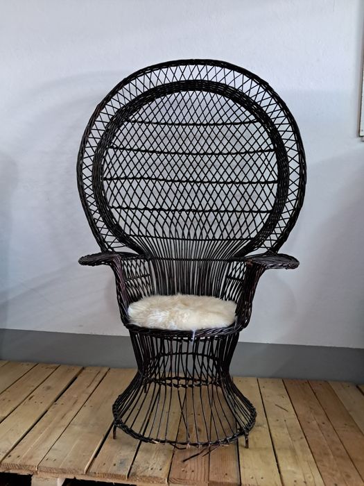 Cadeira boho / pavão em verga