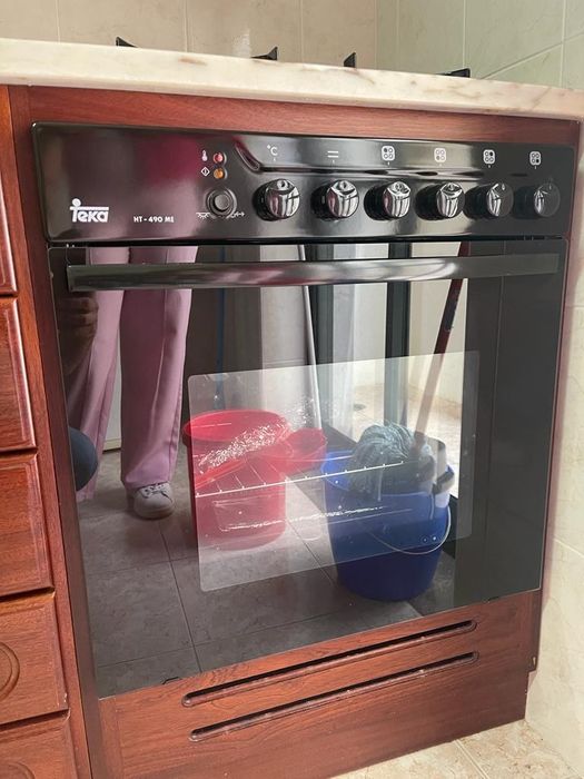 Placa a gás e Forno de encastrar Teka