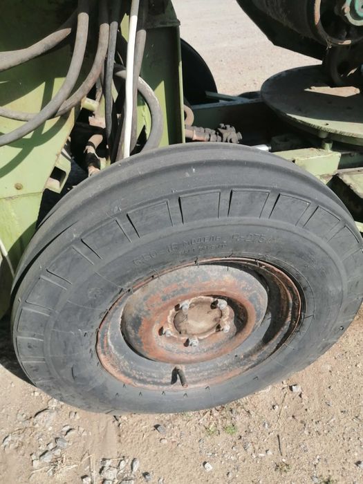 Ковшевий навантажувач КШП-6 з довгою стрілою