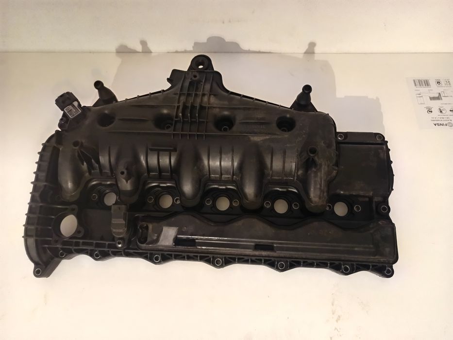 Tampa cabeça motor volvo v60 5 cilindros