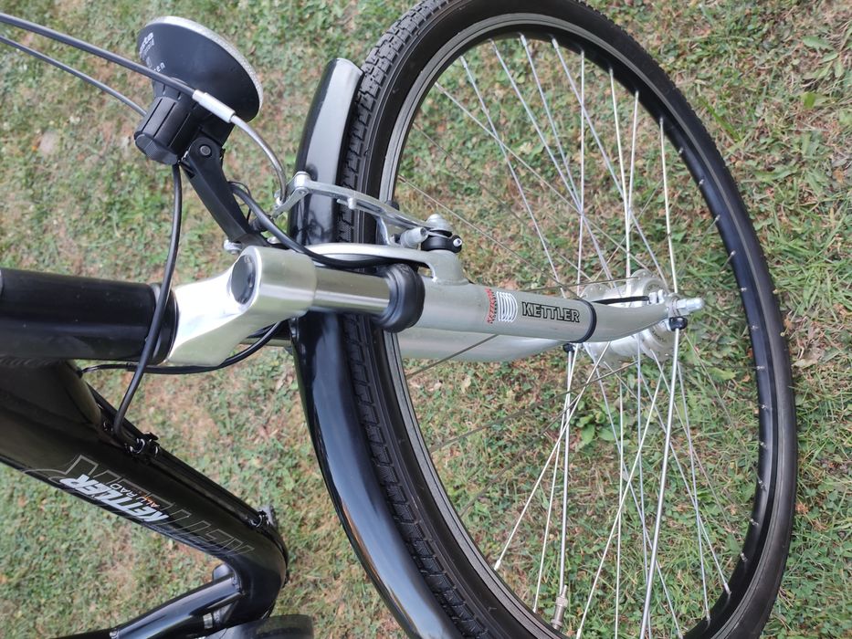 Rower Kettler 28'