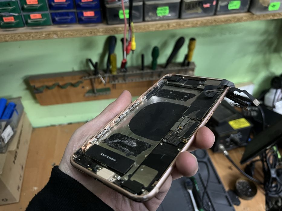 Розборка iPhone 8+ (Айклауд!!!)