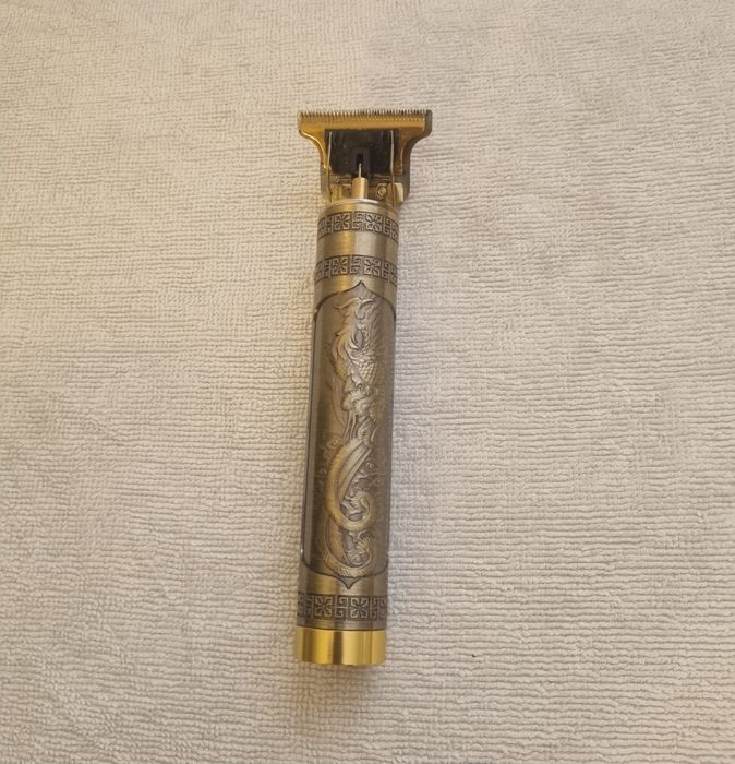 Máquina de Cortar Cabelo falta o Carregador