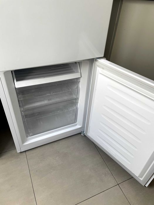 Kunft KC6455 Fridge with Freezer – Good Condition