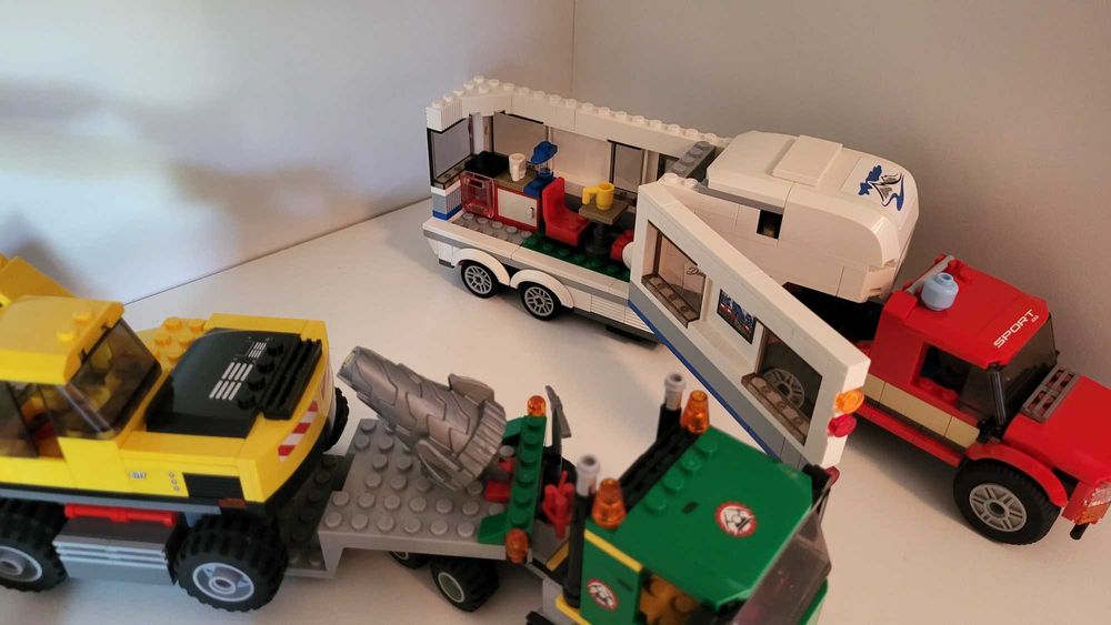 Lego mix różnych pojazdów