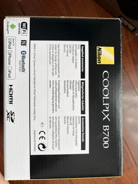 Nikon CoolPix B700