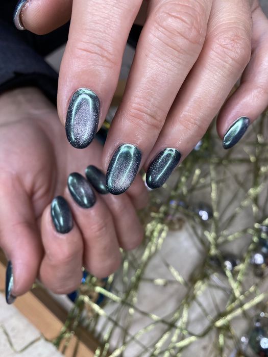 Маникюр/наращивание/педикюр +гель-лак 450