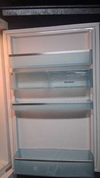 Frigorífico (ler descrição)