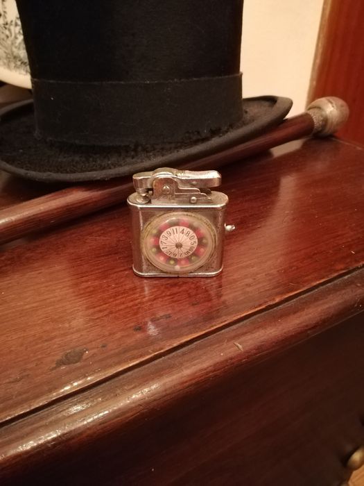 Isqueiro Montecarlo dos anos 40