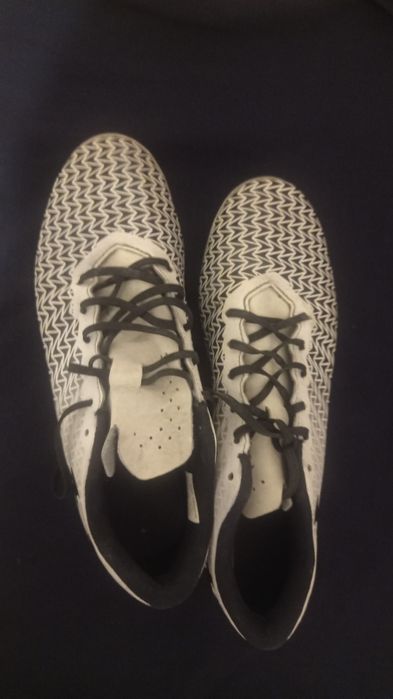 Оригінальні бутси  шкіряні для футболу,