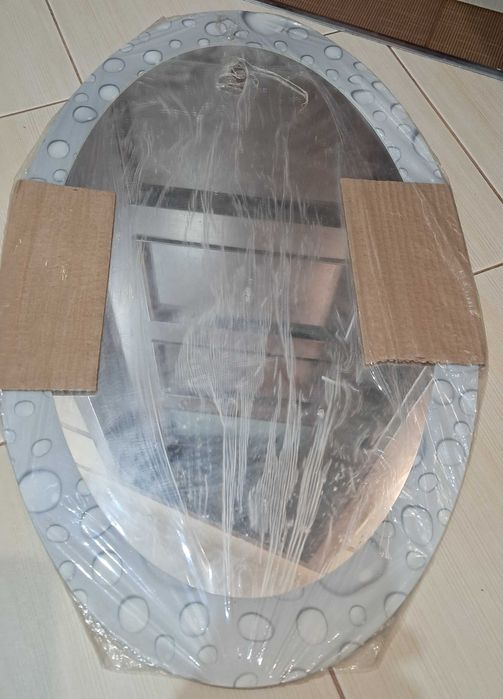 Sprzedam nowe lustro 65x40