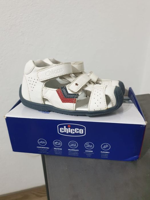Sandálias menino Chicco