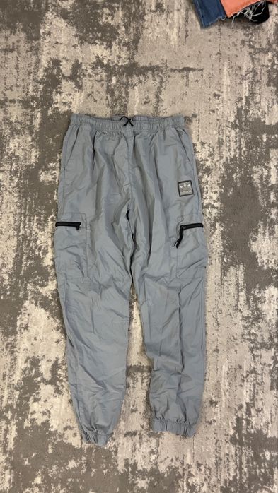 Бомбовые Нейлоновые Штаны adidas