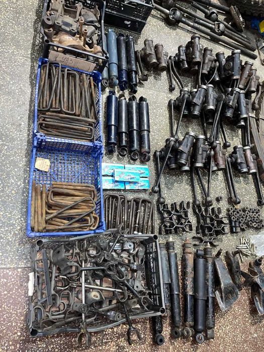 Ресори, амортизатори, втулки рессор, кронштейни Газ 20, Газ 21, Газ 69