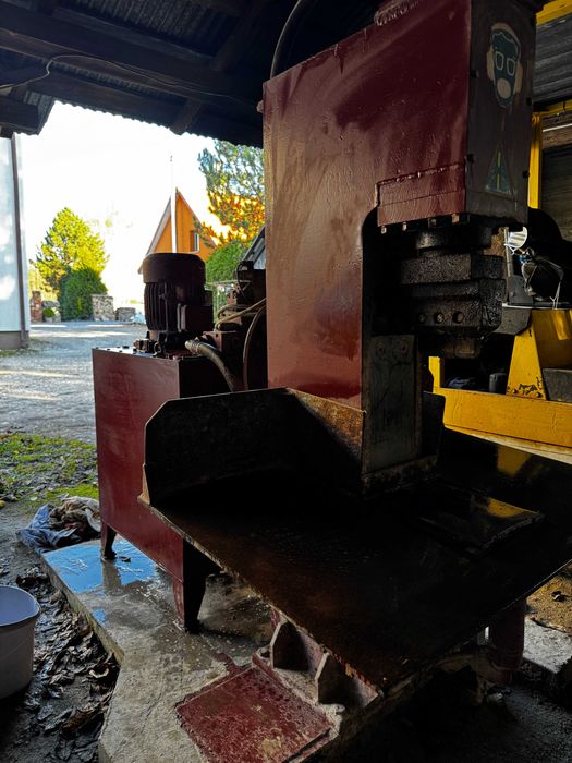 Łupiarka do kamienia 42t