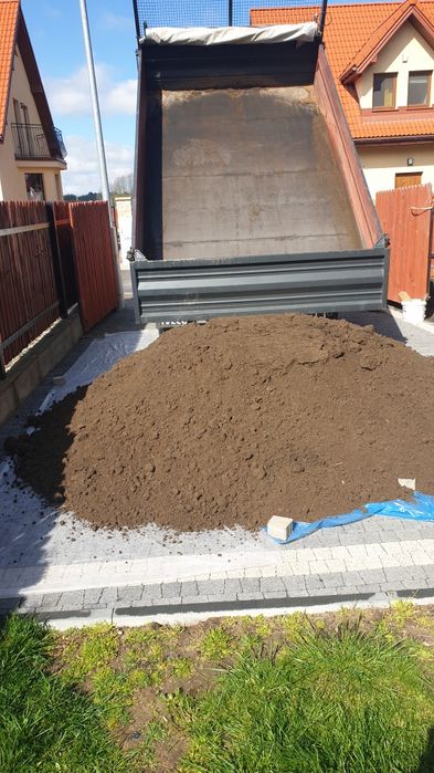 Czarnoziem ziemia ogrodowa