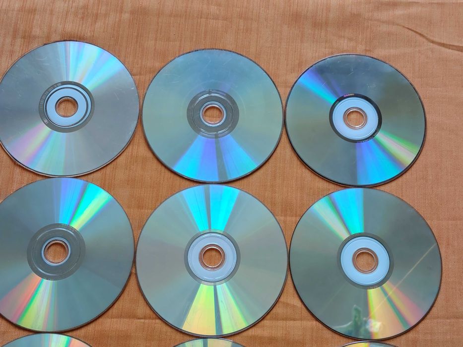 Мультфильмы разных периодов на DVD дисках: 10 грн. - CD / DVD