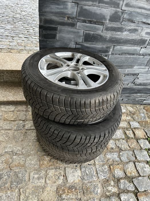 3 jantes mercedes com pneus