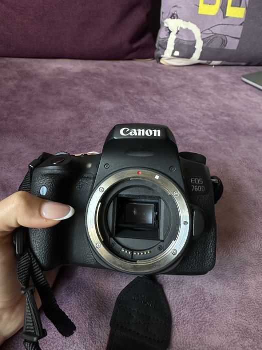 Фотоапарат  Canon 760d