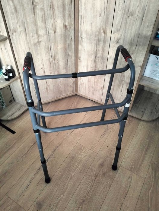 Ходунки-рамки для дорослих