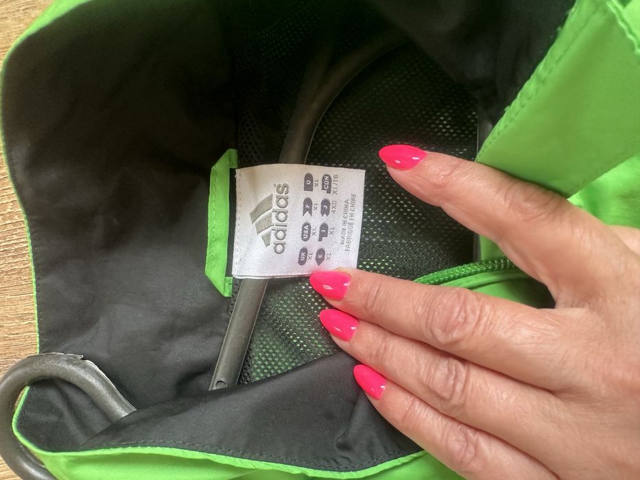 Куртки, вітровки рL/XL