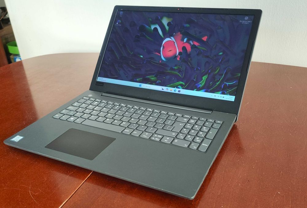 Lenovo V130, i5, 20 GB DDR4, SSD 364 GB, 15.6" FullHD, bateria 1 h