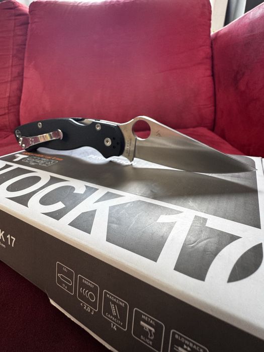 Nóż Spyderco Para military 2